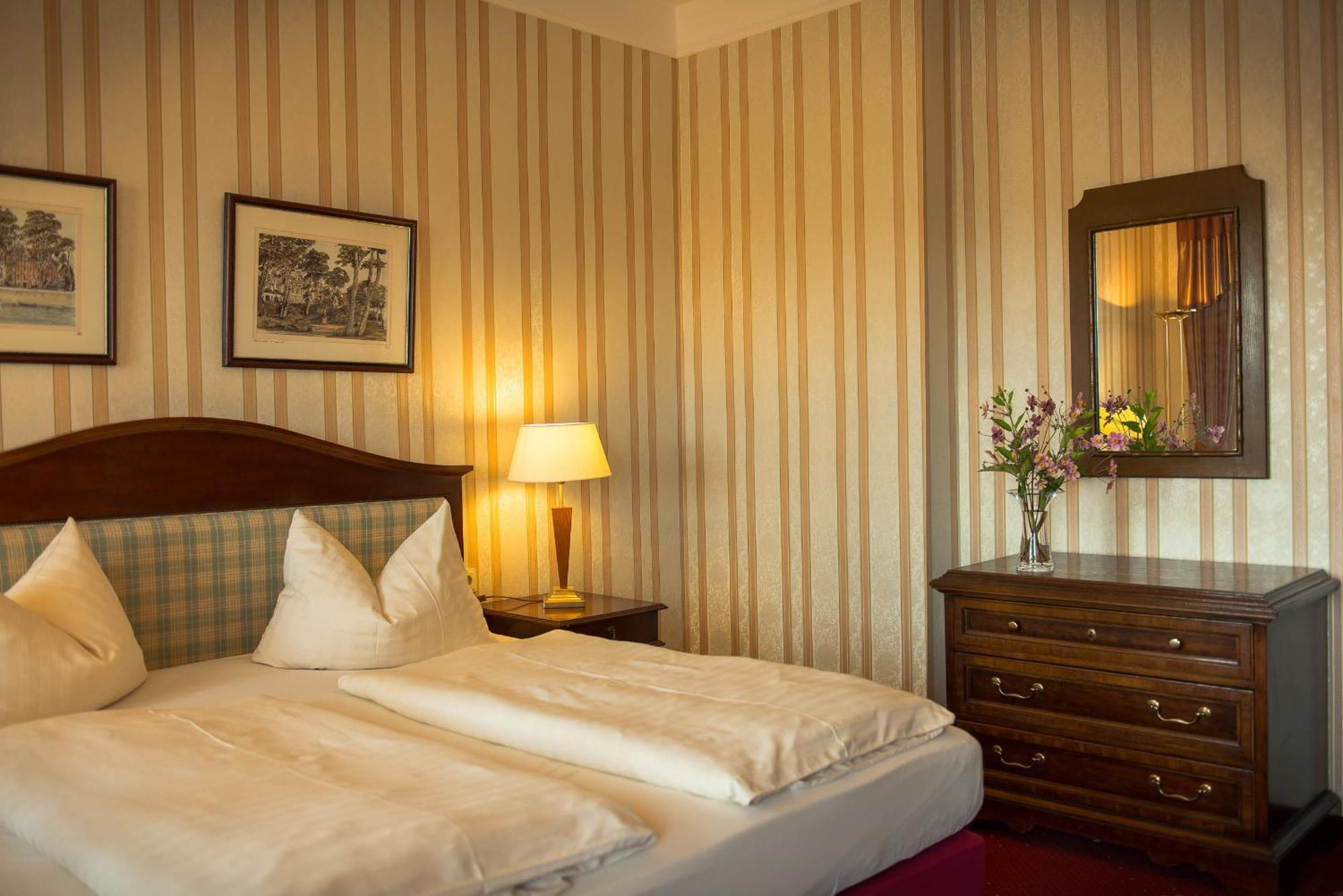 Flair Hotel Villa Ilske バート・ケーゼン 部屋 写真